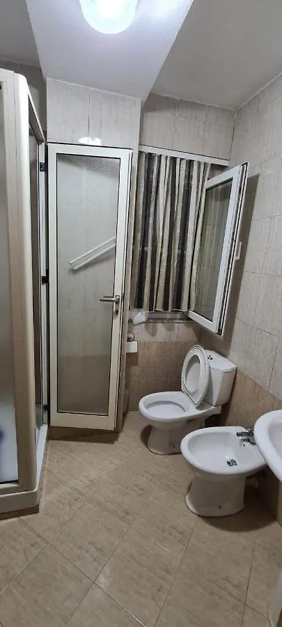 Sea View Apartment 2 Skataj 0*,